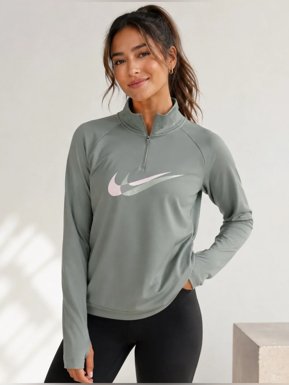 NIKE Long Sleeve Zip